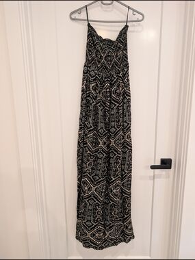 Forever 21 Black, Olive Green & Cream Printed Maxi Dress, Small